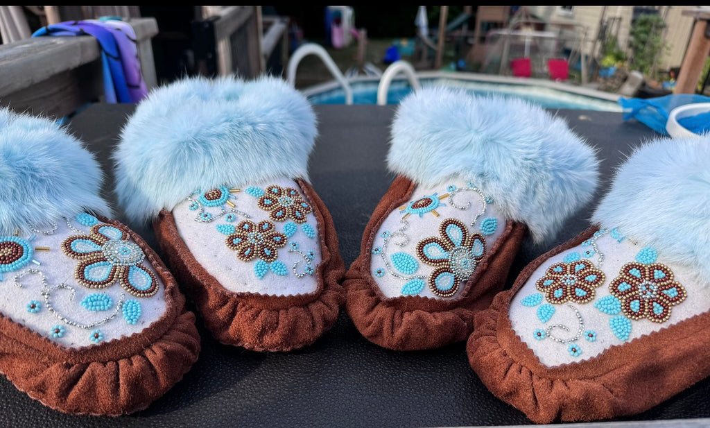 DIY leather moccasins with beadwork and fur trim – Hide & Stitch Co.